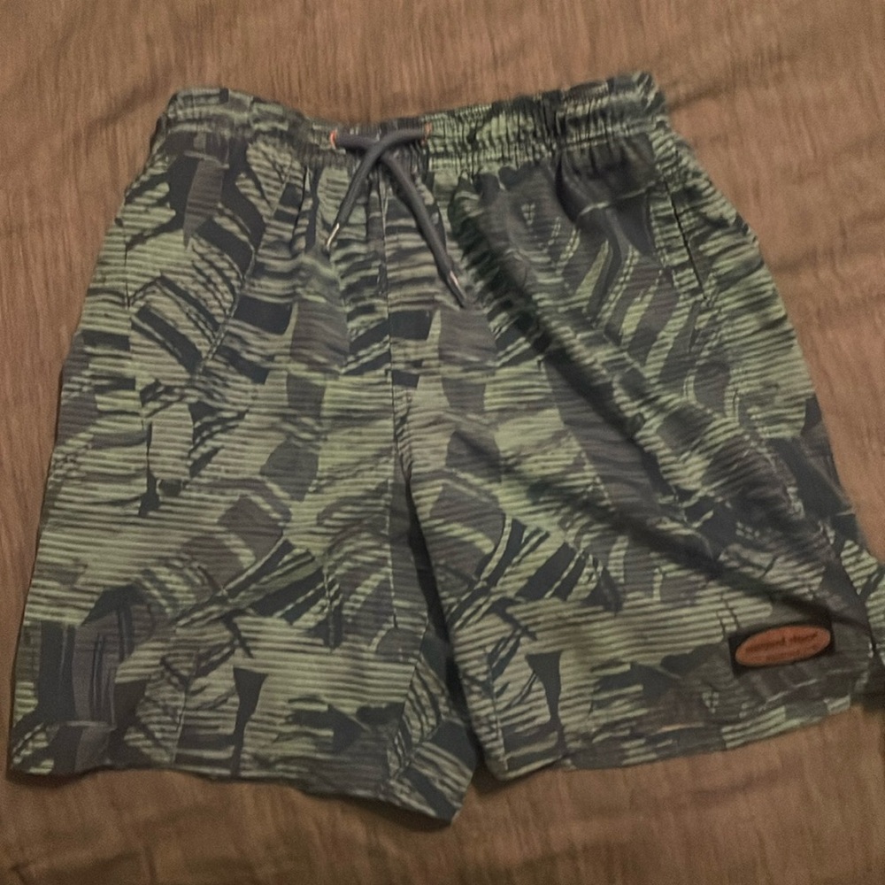 COPY - Vineyard Vines Swimsuit.  Like new.  Size medium.